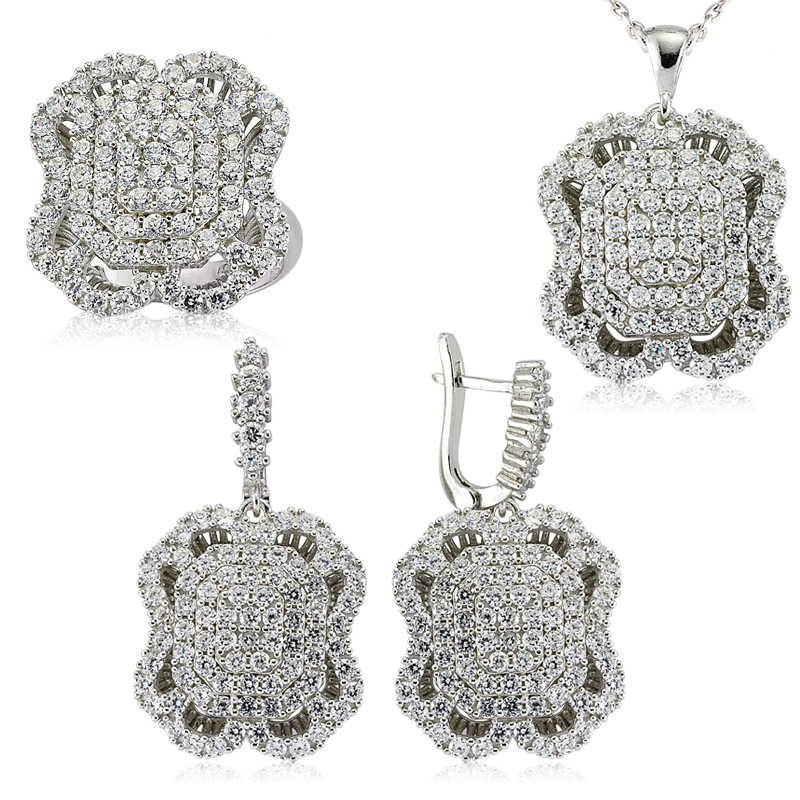Conjunto de mujer con piedra blanca plateada