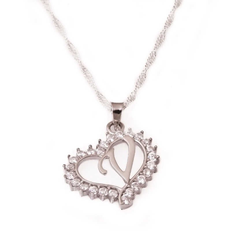 Collar de plata con letra V y corazón para mujer