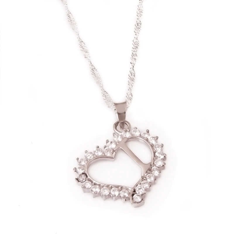 Collar de plata con letra I y corazón para mujer