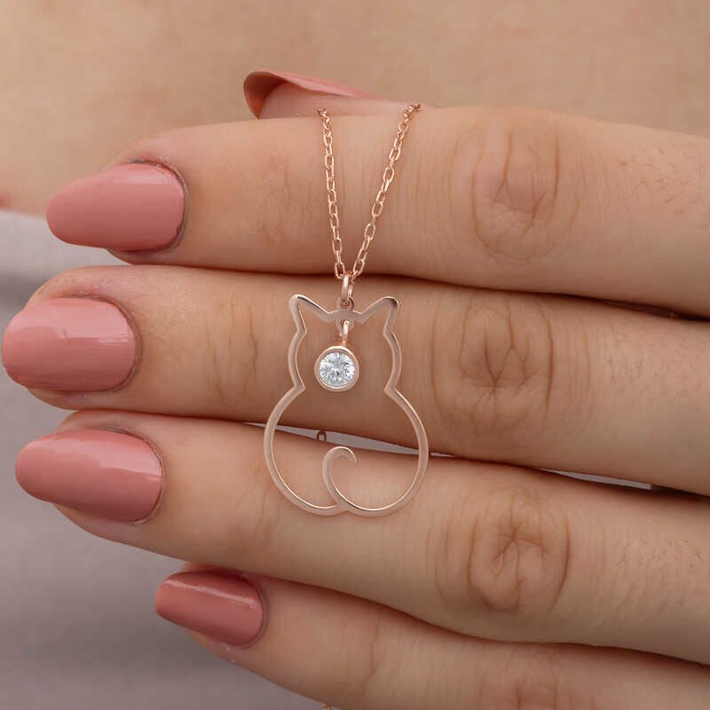 Collar de Catwoman con piedra natal de abril en plata