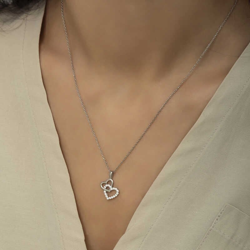 Collar de corazón de plata para mujer