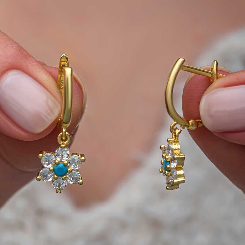 Gümüş Mavi Taşlı Gold Çiçek Kadın Küpe