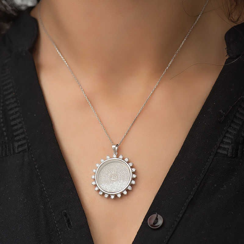 Collar de plata para mujer Esmaul Husna