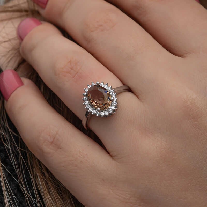 Silver Oval Zultanite Stone Women's Ring