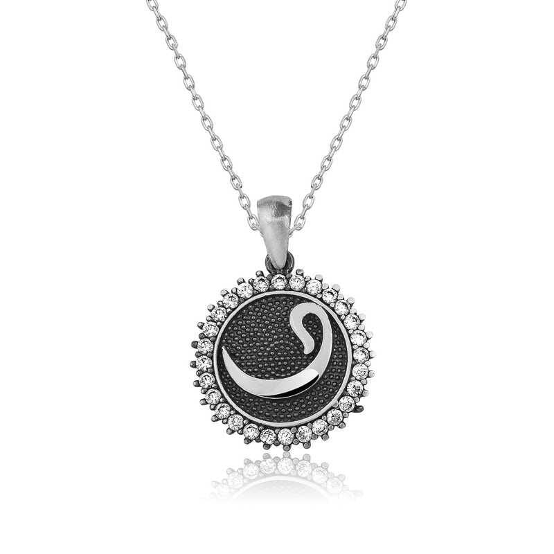 Collar de plata con letra Vav para mujer