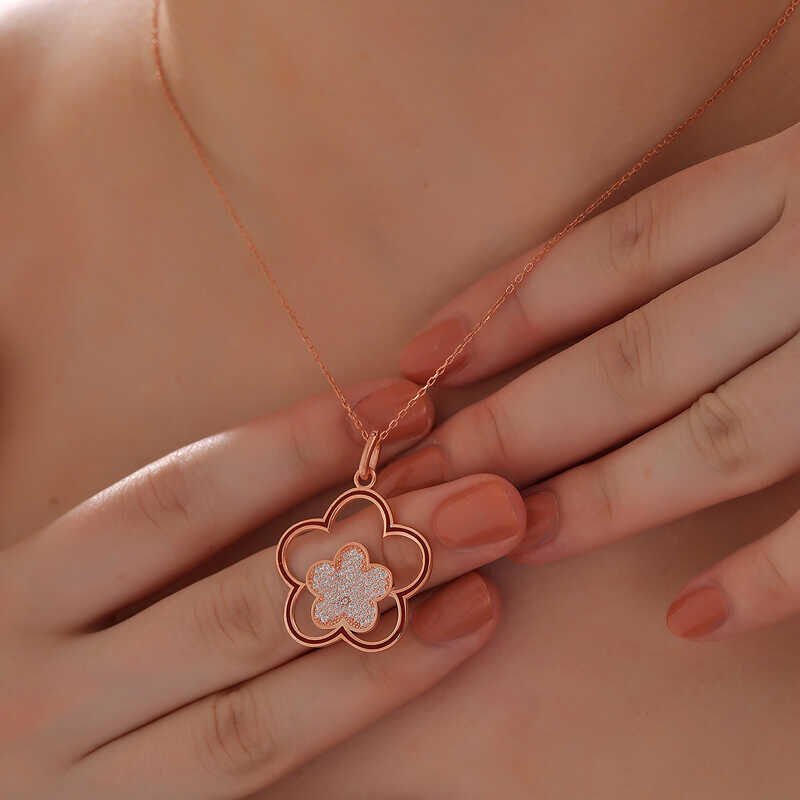 Silver Rose Flower Patterned Women's Necklace