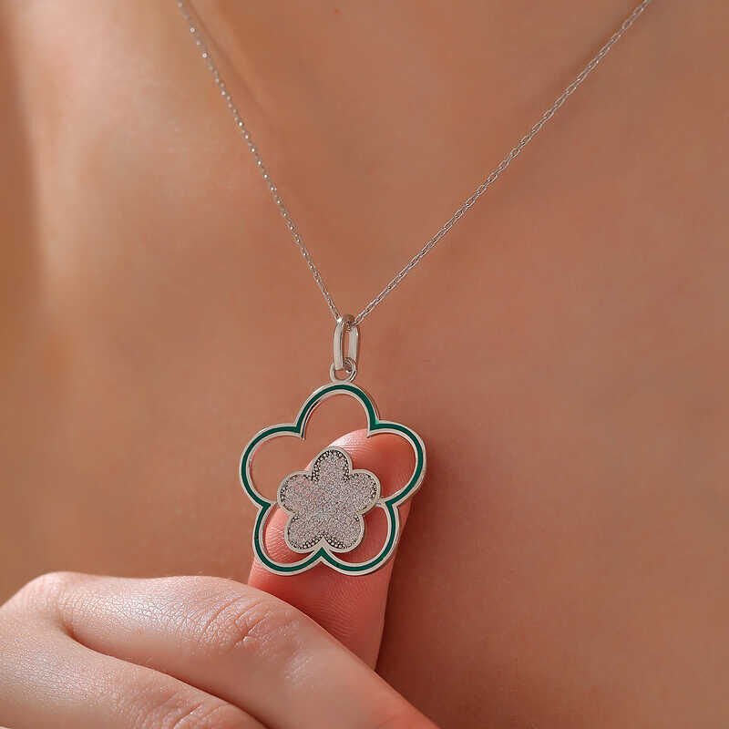 Silver Flower Patterned Women's Necklace