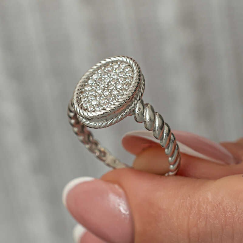 Silver Oval Zircon Stone Women's Ring