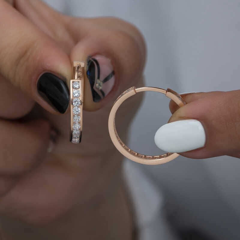 Pendientes de aro con circonitas plateadas para mujer