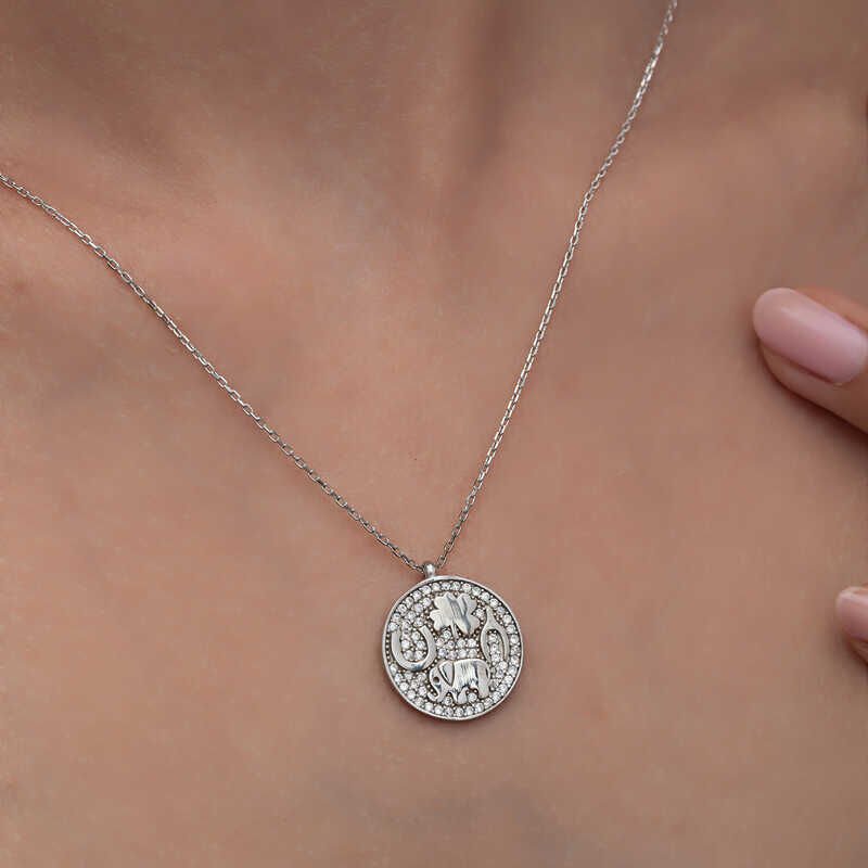 Collar de la suerte para mujer con motivo de elefante de plata