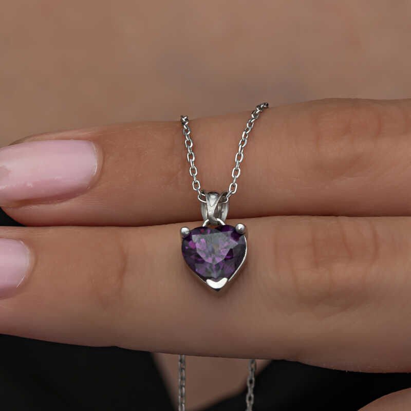 Gümüş Mor Taşlı Kalpli Kadın Kolye