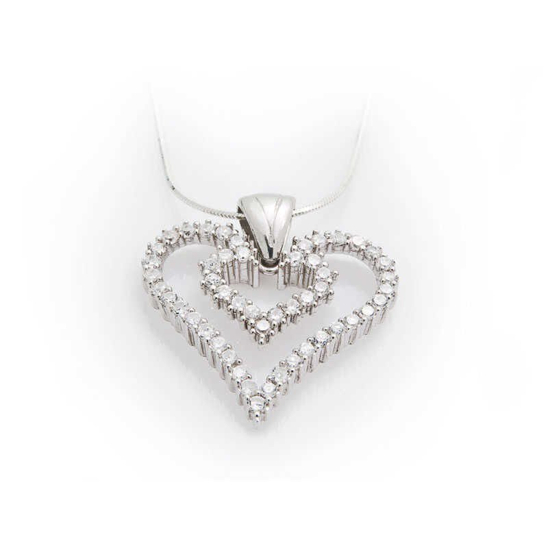 Collar de corazón de plata para mujer