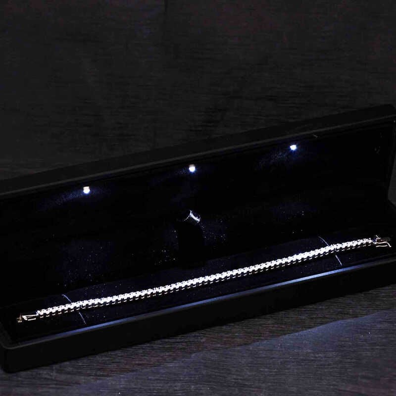 Silver Light Boxed 4 mm White Stone Waterway Women's Bracelet