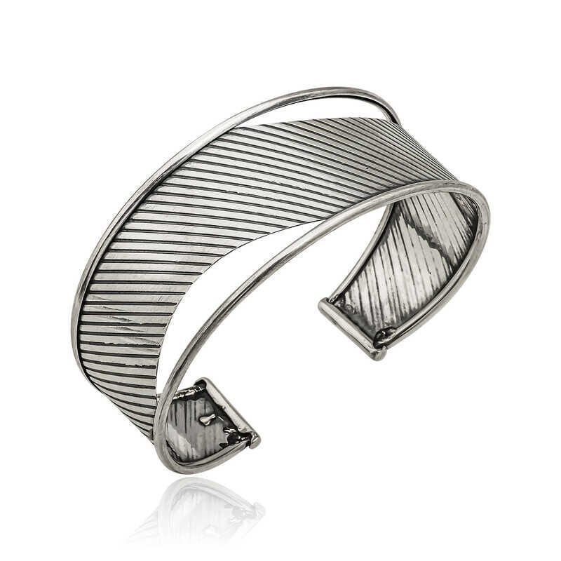 Silver Antique Patterned Women's Bracelet