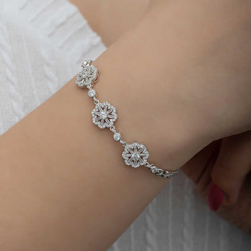 Silver Baguette Flower Patterned Women's Bracelet