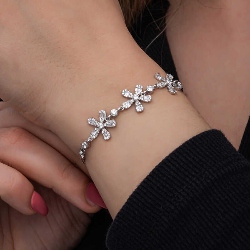 Silver Baguette Flower Patterned Women's Bracelet