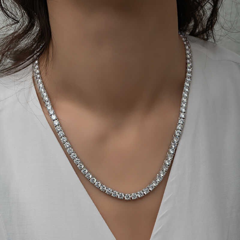 Silver 4 mm White Stone Waterway Women's Necklace