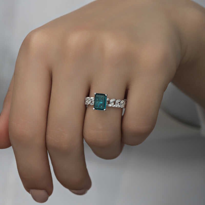 Anillo de plata con piedra baguette verde oscuro para mujer
