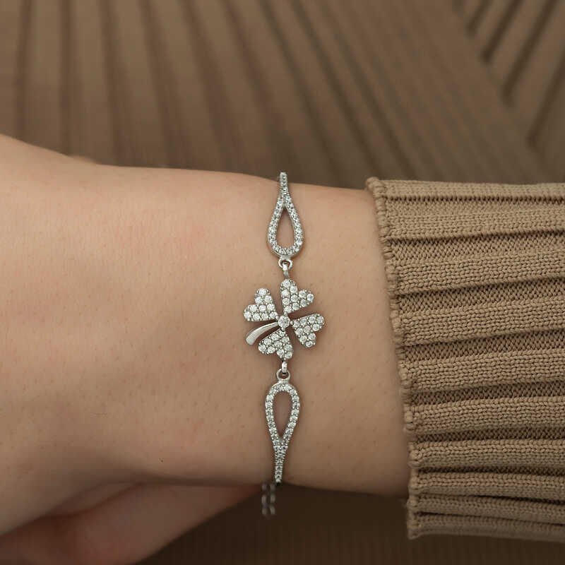 Silver Clover Bracelet