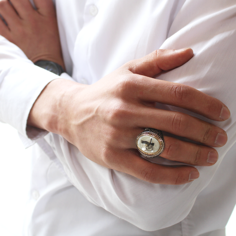 Silver Men's Ring with Tughra on Mother of Pearl