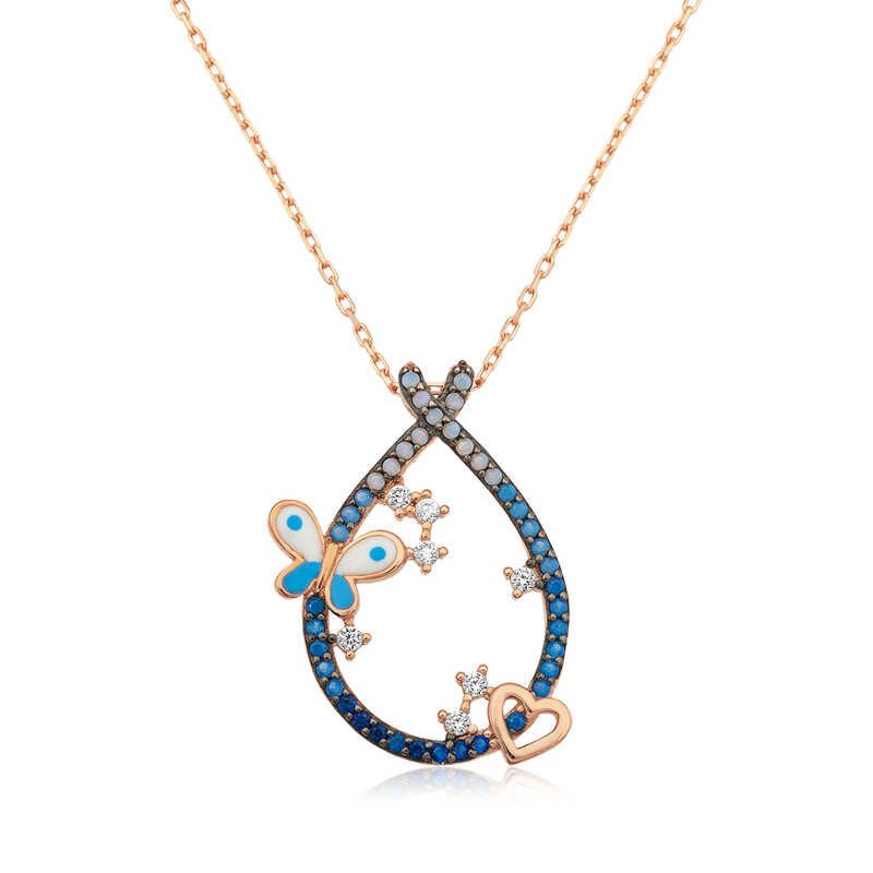 Collar de plata con forma de corazón y mariposa