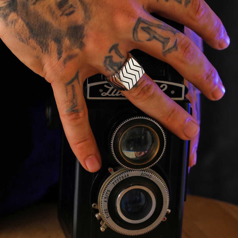 Silver Zigzag Patterned Men's Ring