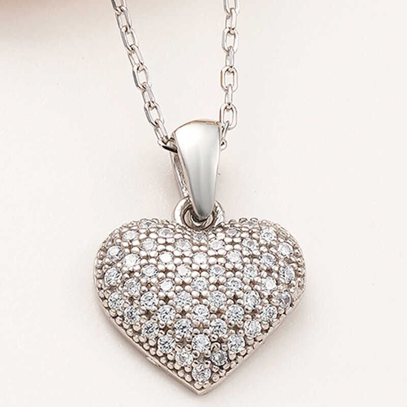 Collar de mujer con corazón abovedado de plata