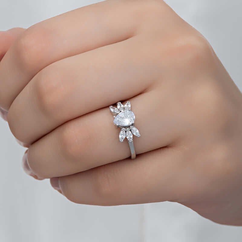 Silver Drop Zircon Stone Women's Ring