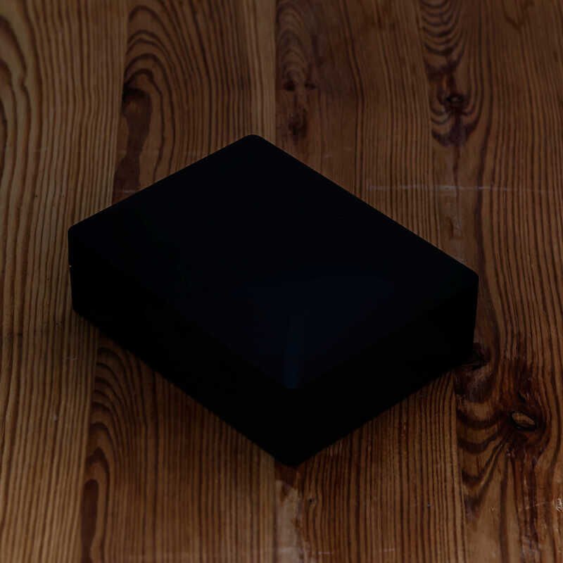 Illuminated Black Color Necklace Box